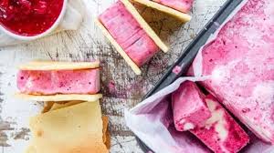 تصویر 3 از بستنی خشک آلبالویی با قیمت ویژه